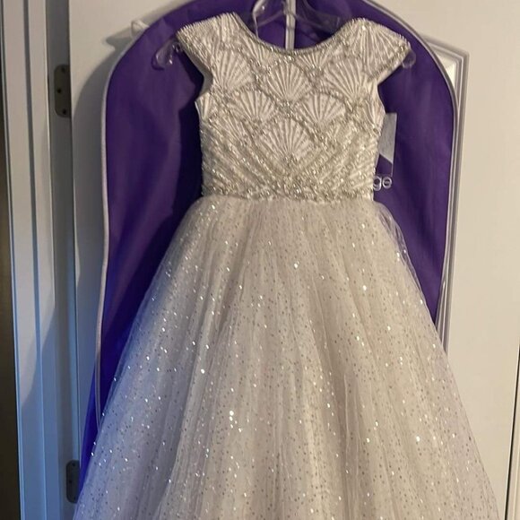 Sherri Hill white pageant dress little girl size 8, runs bigger - Picture 10 of 11